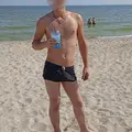 Я Александр, 29, знакомлюсь для регулярного секса в Горловке