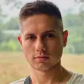 Я Тарас, 22, знакомлюсь для открытые отношения в Львове