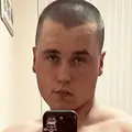 Я Денис, 21, из Москвы, ищу знакомство для общения