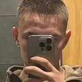 Я Илья, 18, из Ростова-на-Дону, ищу знакомство для на одну ночь