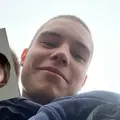 Я Александр, 18, знакомлюсь для на одну ночь в Санкт-Петербурге