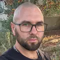 Я Максим, 32, из Черновцов, ищу знакомство для приятного времяпровождения
