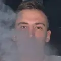 Артем из Мирнограда, ищу на сайте секс на одну ночь