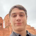 Роберт из Полтавской, мне 18, познакомлюсь для секса на одну ночь