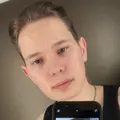 Я Vladislav, 19, из Екатеринбурга, ищу знакомство для без обязательств