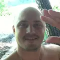 Виталий из Октябрьского, мне 35, познакомлюсь с девушкой для общения
