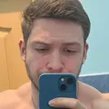 Макс из Кривого Рога, мне 21, познакомлюсь для на одну ночь