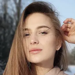 Я Иванна, 21, из Житомира, ищу знакомство для приятного времяпровождения