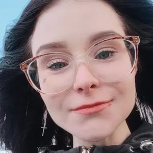 Я Lana, 23, из Кургана, ищу знакомство для совместных путешествий