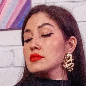 Riana из Казани, мне 33, познакомлюсь для дружбы
