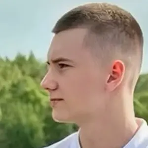 Кирилл из Воронежа, ищу на сайте на одну ночь