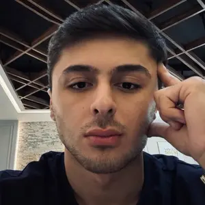 Я Fuoconero, 22, из Екатеринбурга, ищу знакомство для совместных путешествий