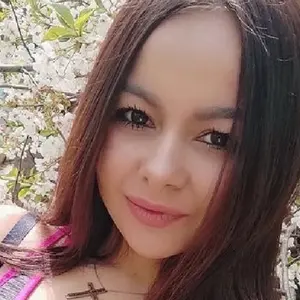 Я Чечилия, 29, знакомлюсь для общения в Санкт-Петербурге