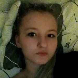 Я Александрина, 18, ищу девушку для приятного времяпровождения из Белгорода