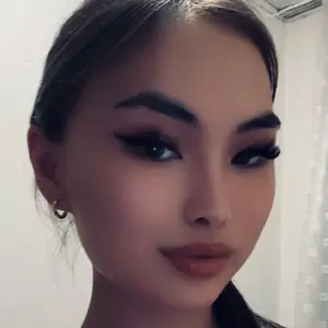 Aziza из Алматы, мне 19, познакомлюсь для на одну ночь