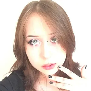 Ксения из Челябинска, мне 18, познакомлюсь с парнем для секса на одну ночь