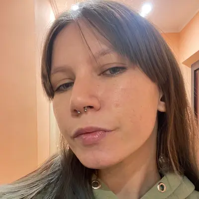 Лариса из Ростова-на-Дону, мне 24, познакомлюсь для общения
