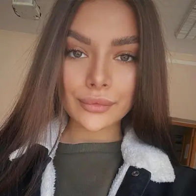 Я Карина, 22 из Москвы, ищу знакомство с парнем для совместных путешествий