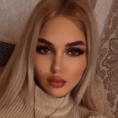 Я Emily, 21 из Красноярска, ищу знакомство с парнем для приятного времяпровождения