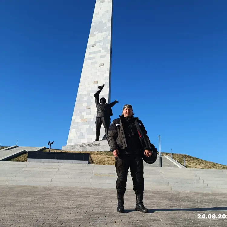 Александр из Островцев, ищу на сайте регулярный секс