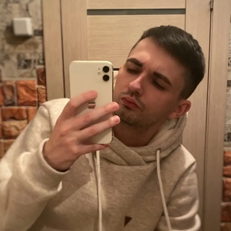 Я Сергей, 24, из Лесосибирска, ищу знакомство для регулярного секса